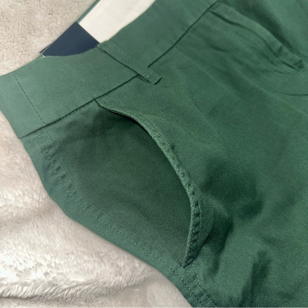 J. Crew Mercantile Forest Floor Green 5” Classic Chino Shorts NWT Size 14 - Picture 3 of 10